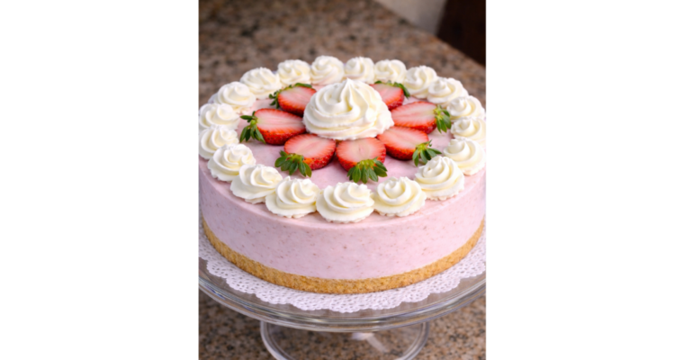 Easy No-Bake Strawberry Cheesecake with Shortbread Cookie Crust